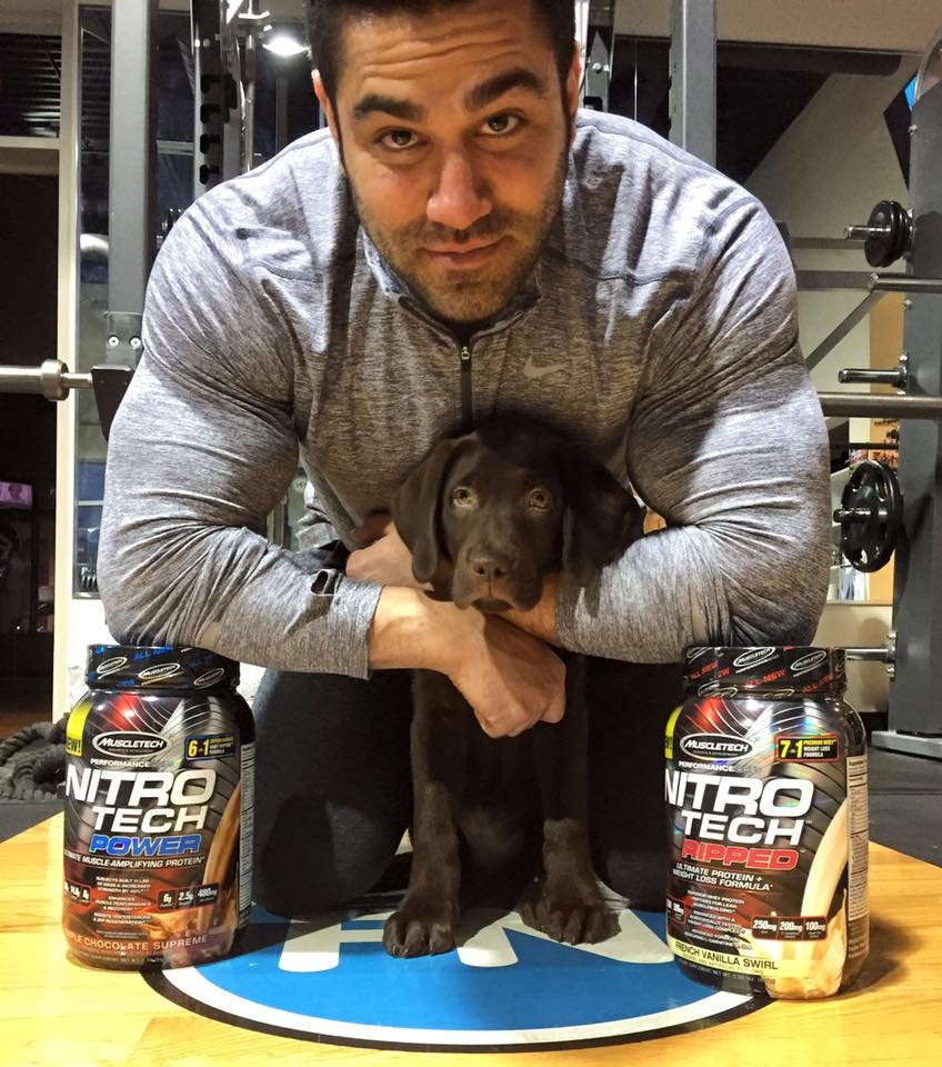 Эй Джей Шукори