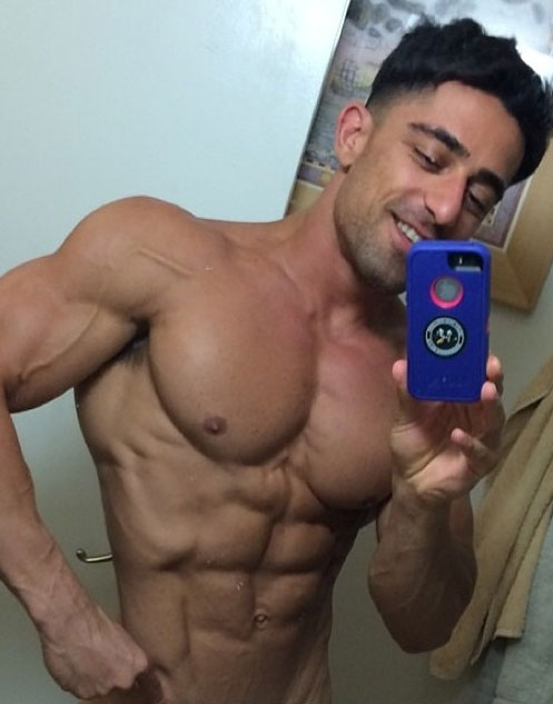 Арья Саффеи