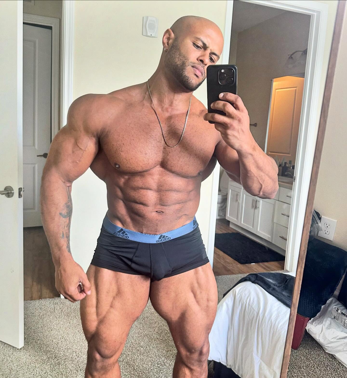 Маркус Коста