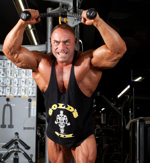 Сердар Актолга