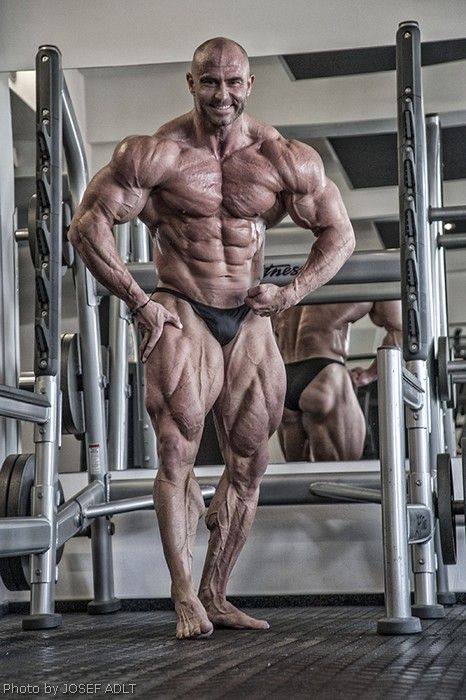 Томаш Буреш