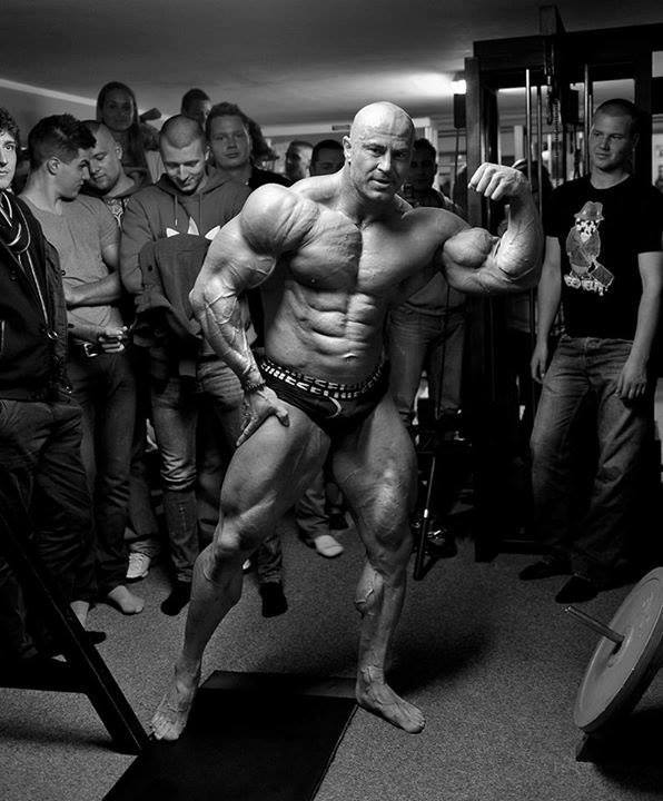 Томаш Буреш