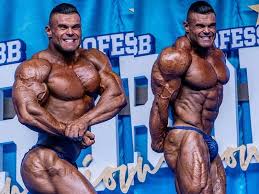 Влад Сухоручко