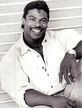 Аарон Бейкер