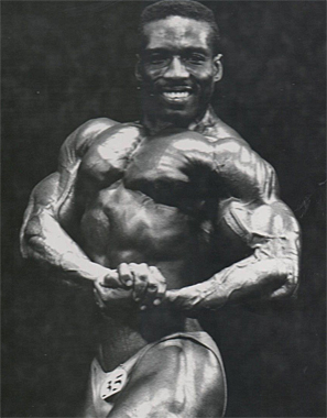 Бернард Сэли