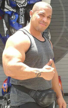 Луис Сантьяго