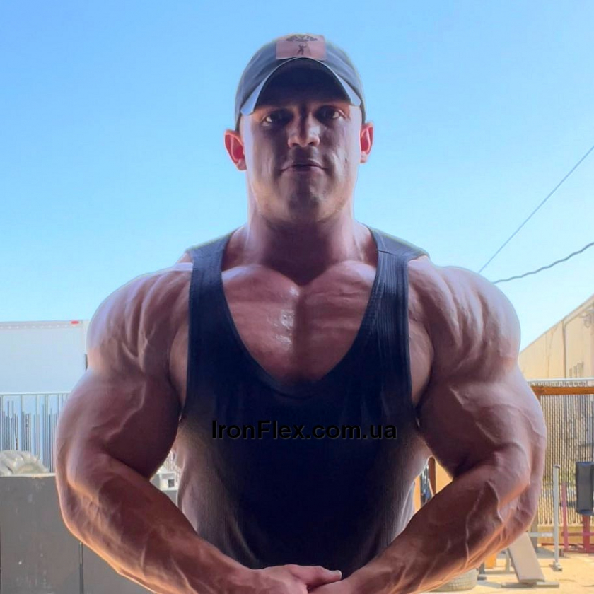 Молодое поколение уже спорит с Ником Уокером