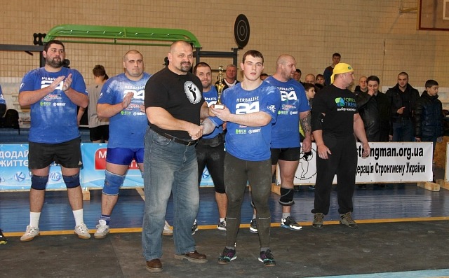 Алексей Новиков - победитель первого этапа Кубка Украины по стронгмену