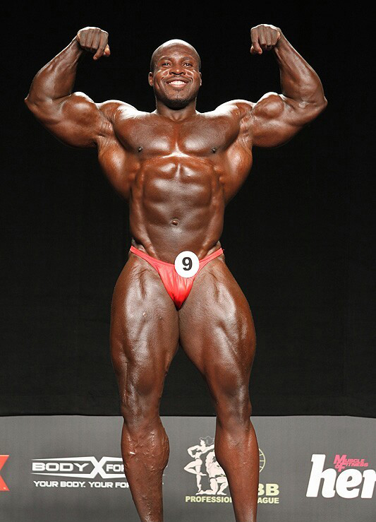 Жожо Нтифоро