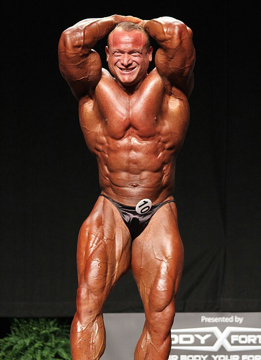 Олег Емельянов