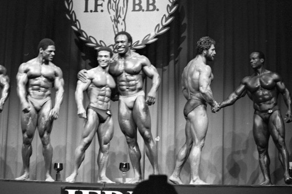 Альберт Беклс