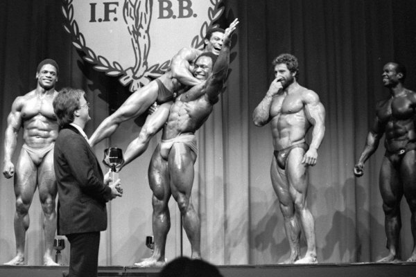 Альберт Беклс