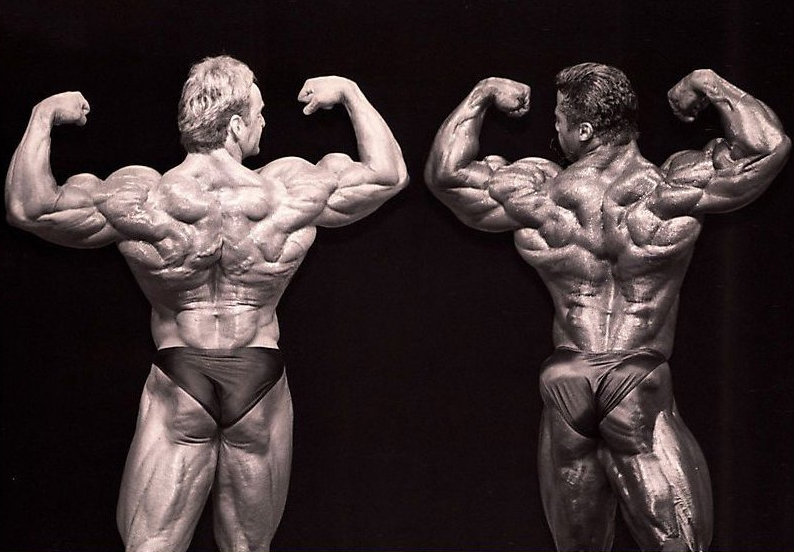 Аарон Бейкер