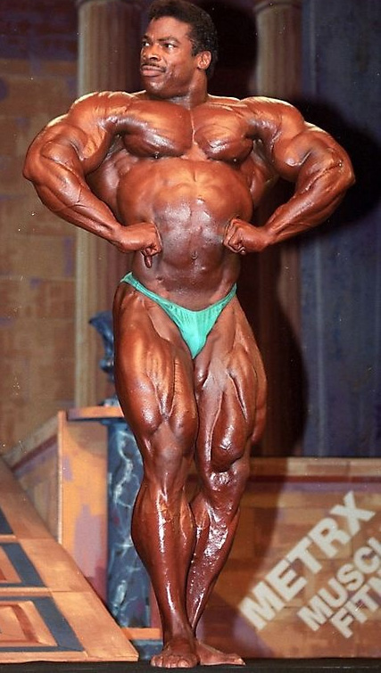 Аарон Бейкер