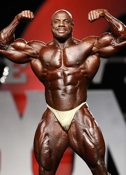 Тони Фримен