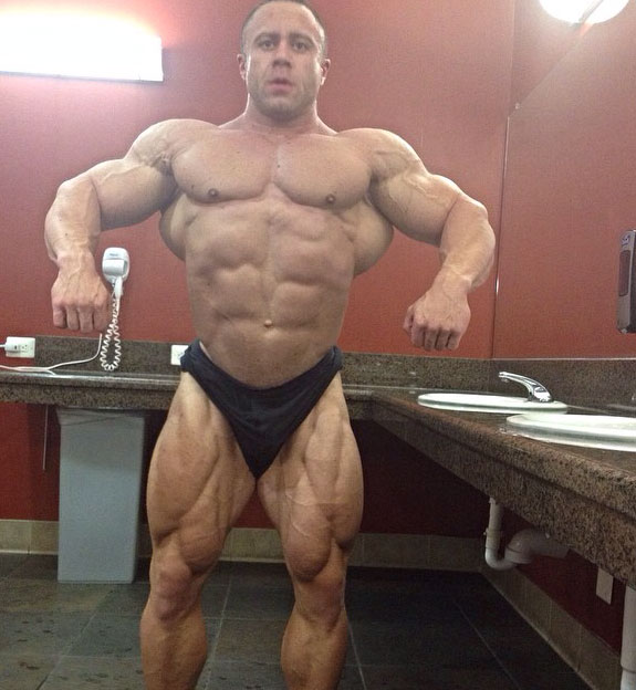 Аарон Кларк