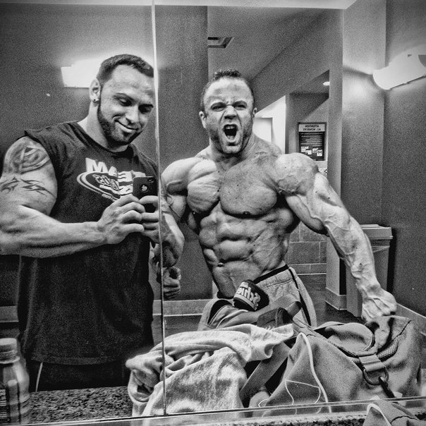 Аарон Кларк