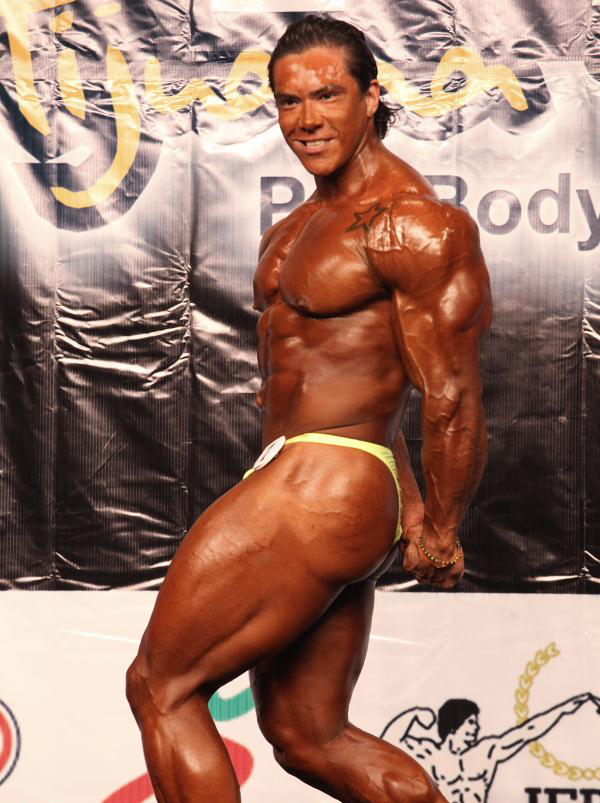 Альфредо Альварез